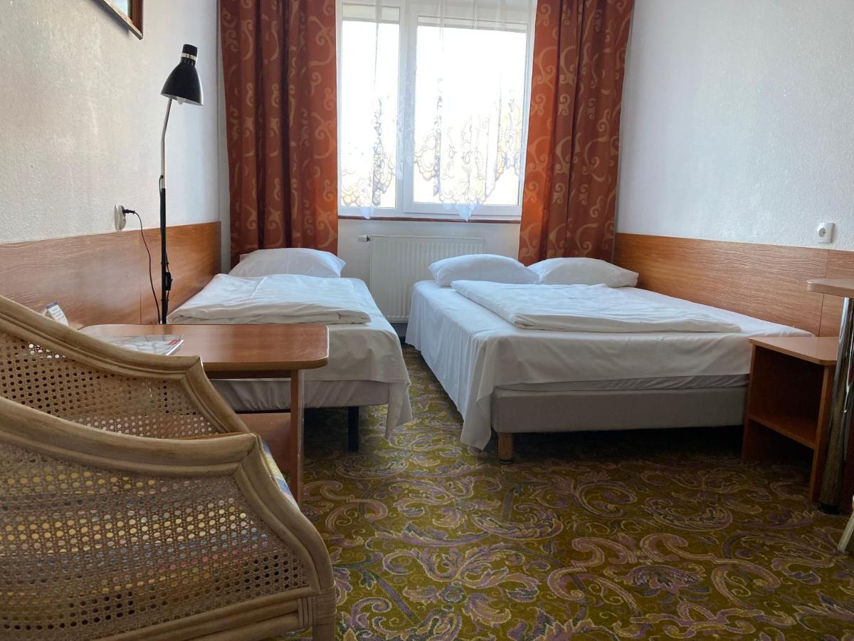 Hotel Gorecki Лидзбарк-Варминьский Экстерьер фото